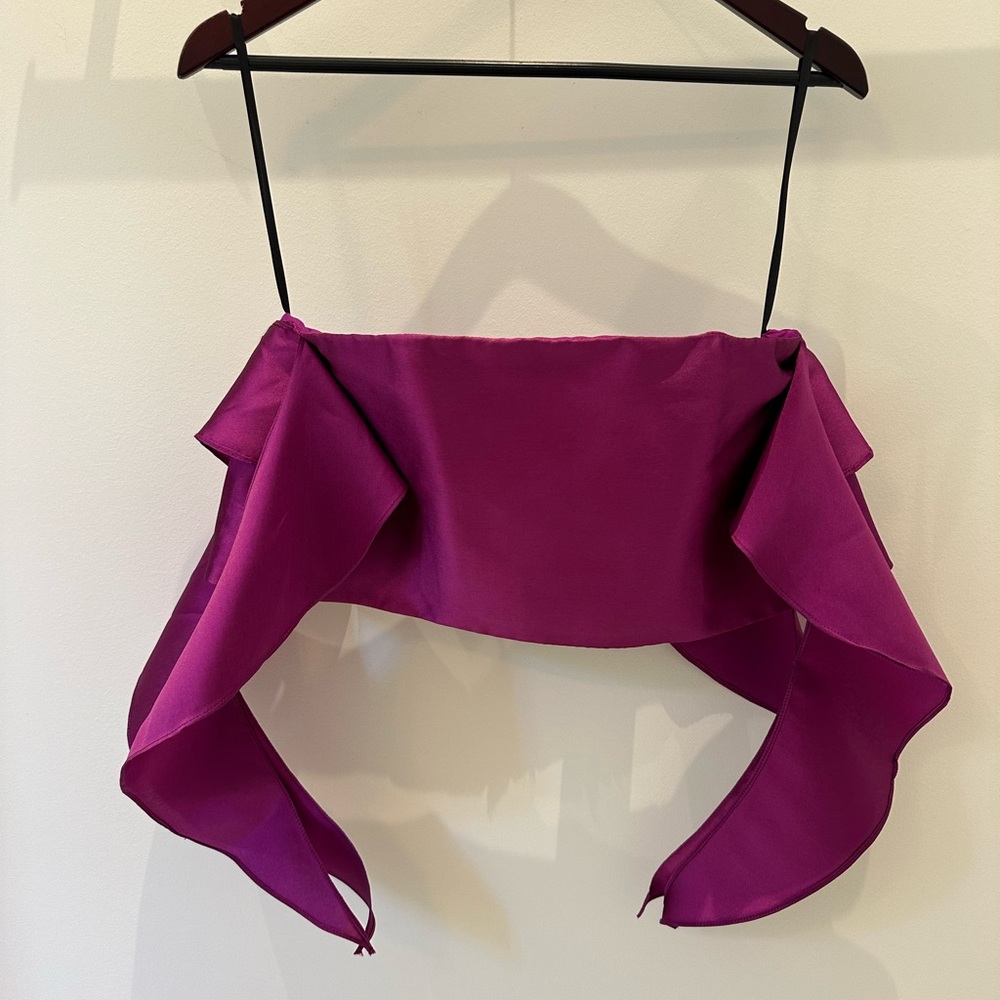 **BRAND NEW  TOP WITH TAG!